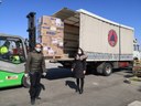 L'assessore Priolo accoglie il carico di mascherine donate dal Guangdong.jpg