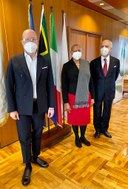 Bonaccini con Ambasciatrice Sudafrica 2.jpg