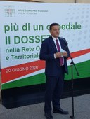 L'assessore Donini all'Ospedale di Bazzano.jpg