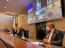 Il Giro in ER, da destra Mauro Vegni, Stefano Bonaccini e Giammaria Manghi.jpg