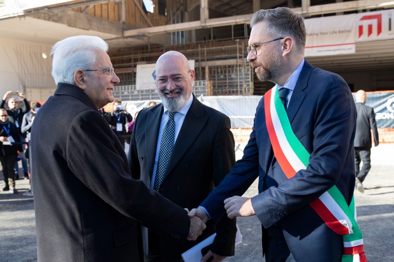 Il presidente Mattarella accolto da Bonaccini e Lepore al Tecnopolo.jpeg