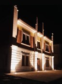teatro Vallalta esterno di notte