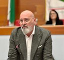 Il presidente Bonaccini durante l'intervento in Aula