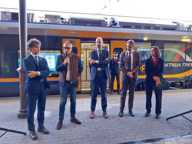 Presentazione nuovi treni