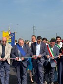 Davide Baruffi, Fabio Braglia, Michele de Pascale al taglio del nastro.jpg