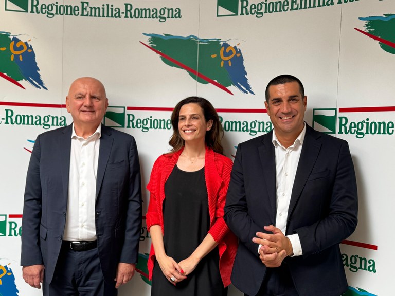 CS nuovi vertici Art-Er - Vincenzo Colla,  Francesca Bria, Michele de Pascale.jpg
