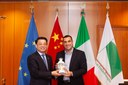 Liu Kan e Michele de Pascale_2.jpg