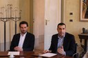 Il sindaco Zanni e il presidente de Pascale durante il punto stampa
